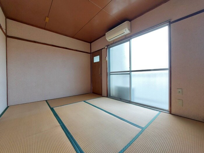 物件内観写真8　(居室)