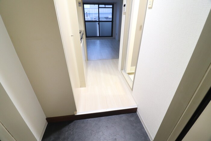 物件内観写真16　(廊下)