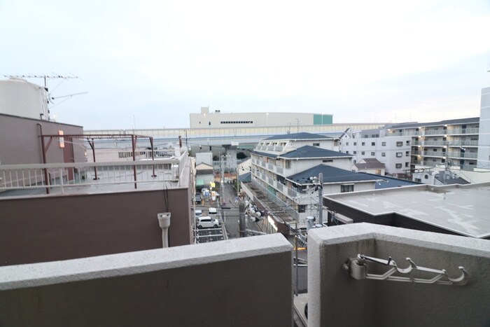 物件内観写真20　(室内からの展望)