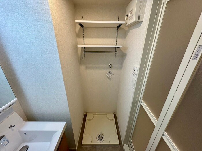 物件内観写真20　(洗濯機置場)