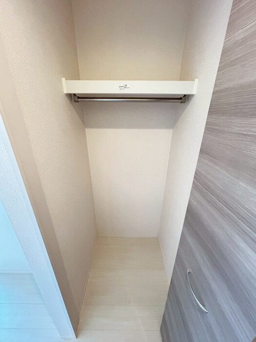 物件内観写真13　(靴箱)