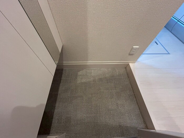 物件内観写真14　(玄関)