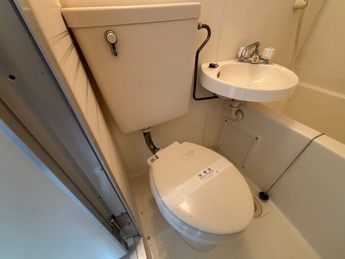 物件内観写真9　(トイレ)