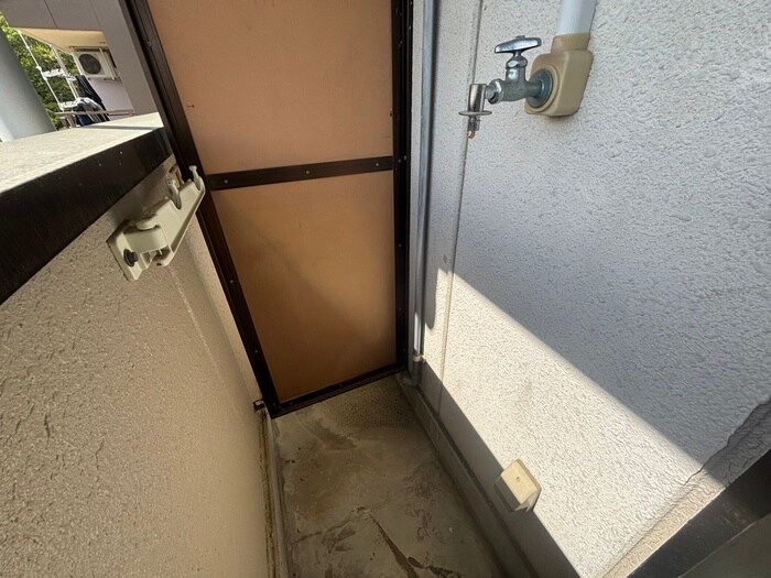 物件内観写真17　(洗濯機置場)