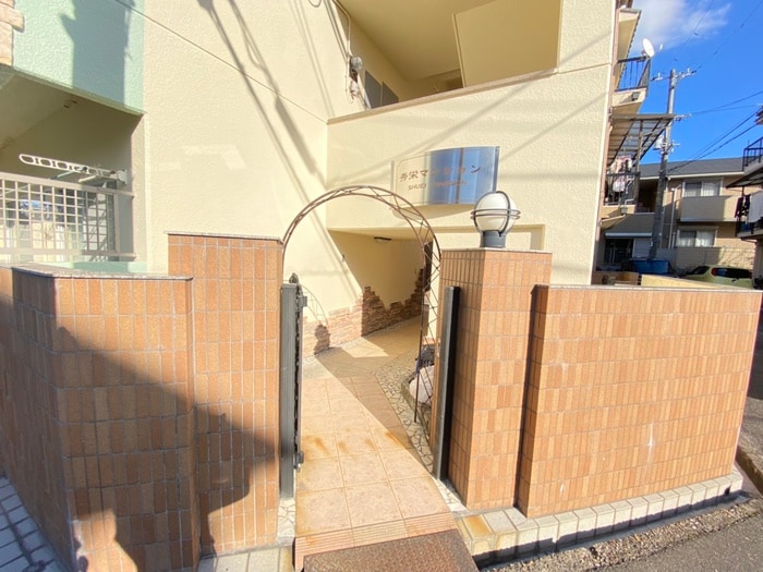 物件外観写真6　(外観写真)