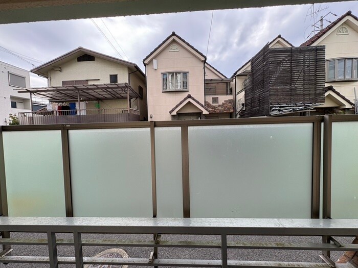 物件内観写真20　(室内からの展望)