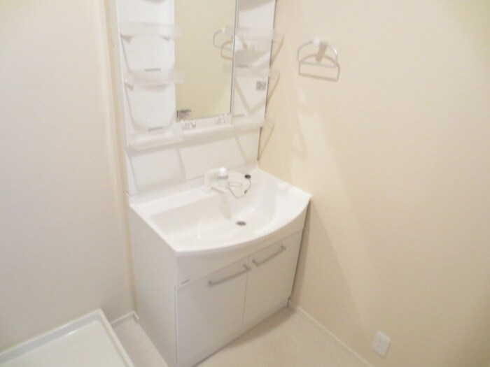 物件内観写真8　(洗面)