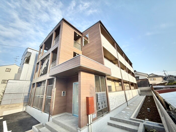 物件外観写真2　(外観写真)