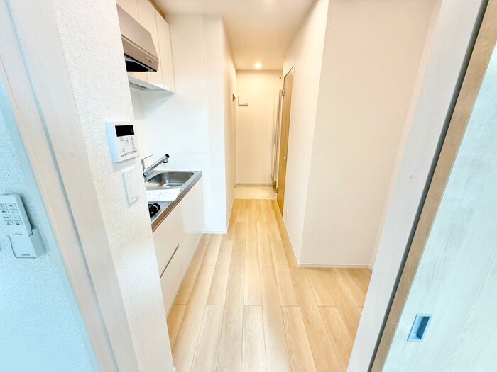 物件内観写真18　(廊下)