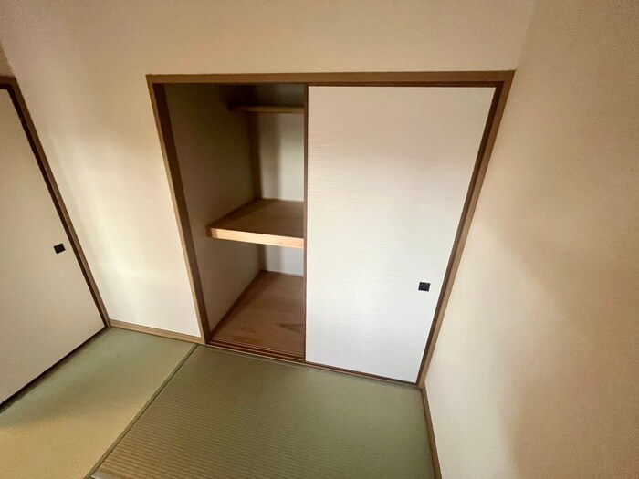 物件内観写真16　(収納)
