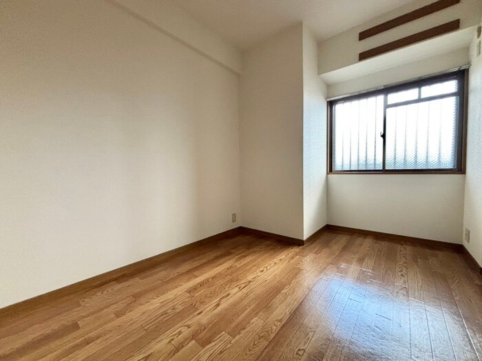 物件内観写真18　(居室)