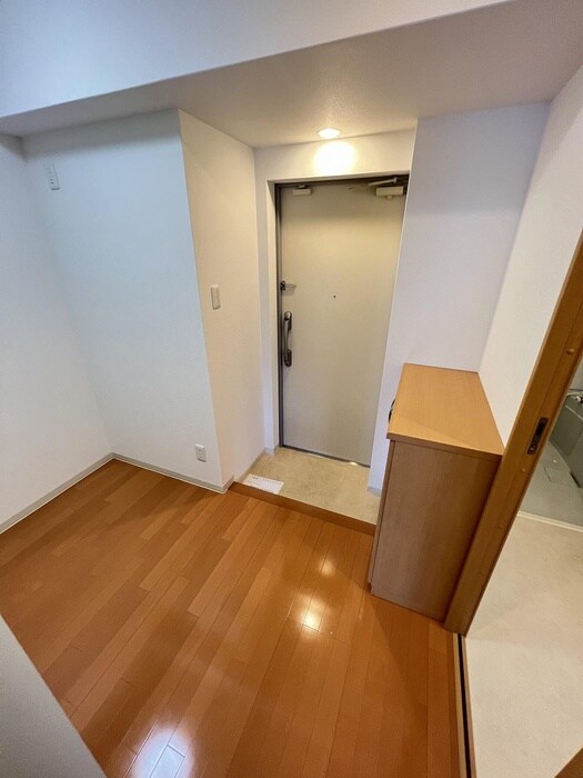 物件内観写真20　(廊下)