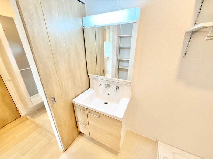 物件内観写真14　(洗面)