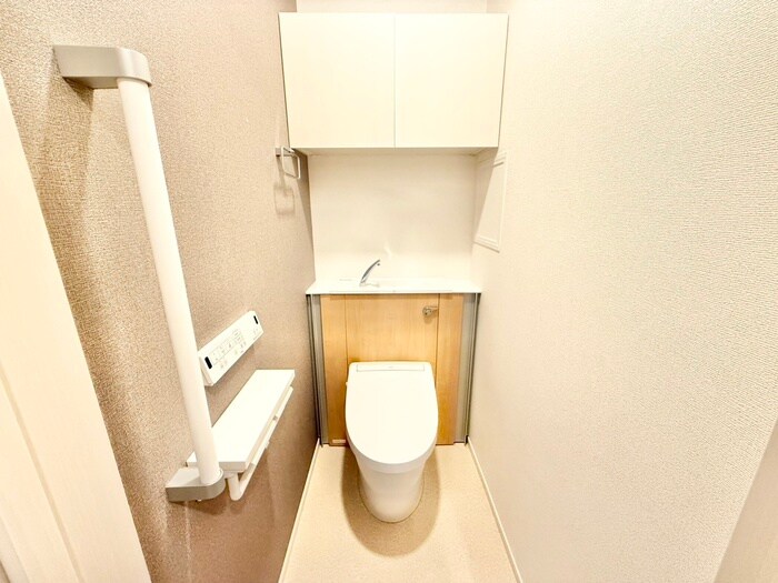 物件内観写真16　(トイレ)