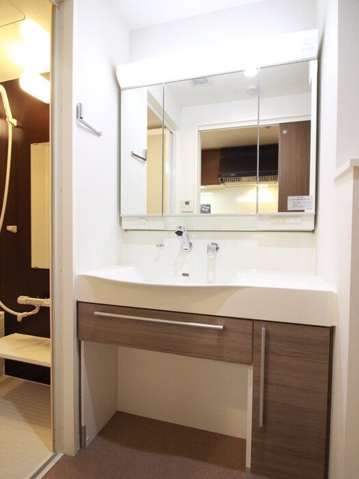 物件内観写真15　(洗面)