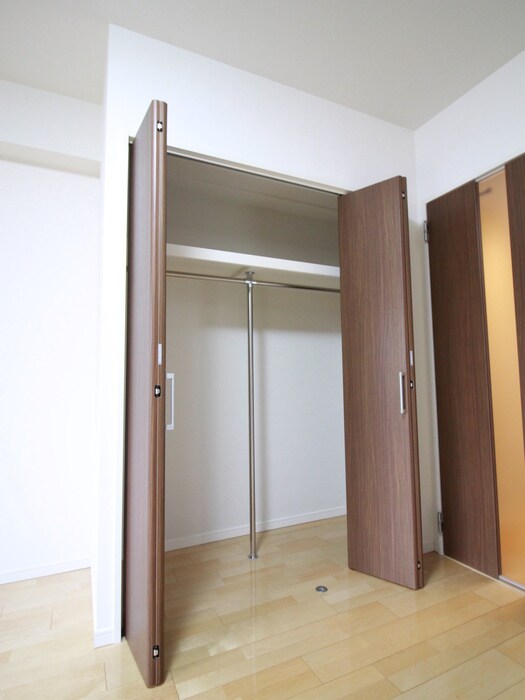 物件内観写真16　(収納)