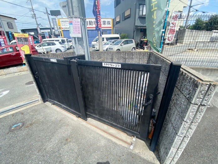 物件外観写真6　(建物設備)