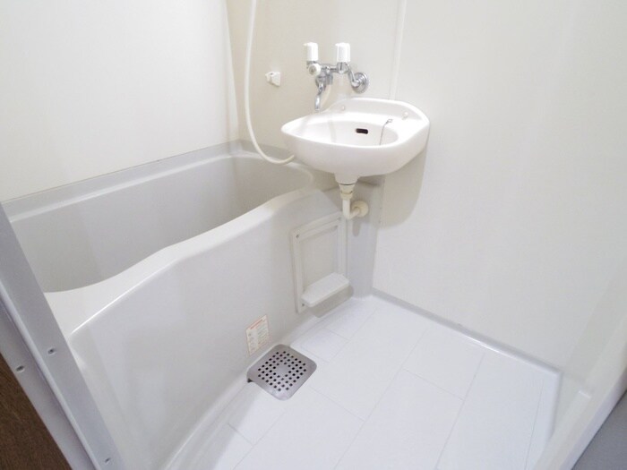 物件内観写真12　(バス／シャワールーム等)