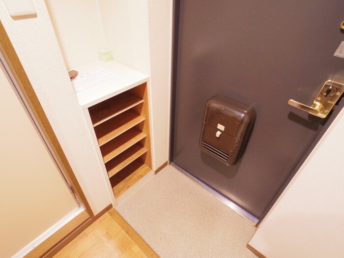 物件内観写真19　(靴箱)