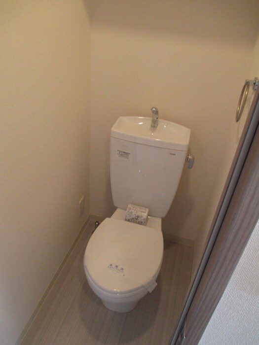 物件内観写真13　(トイレ)