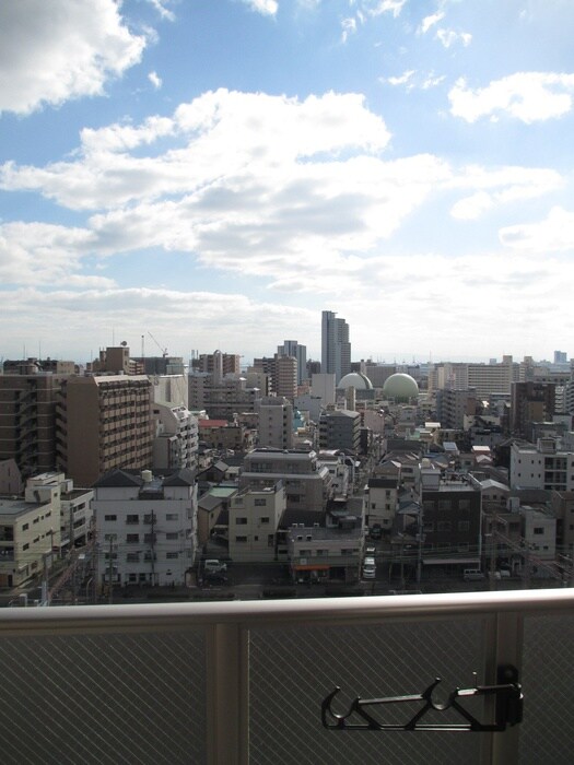 物件内観写真15　(室内からの展望)