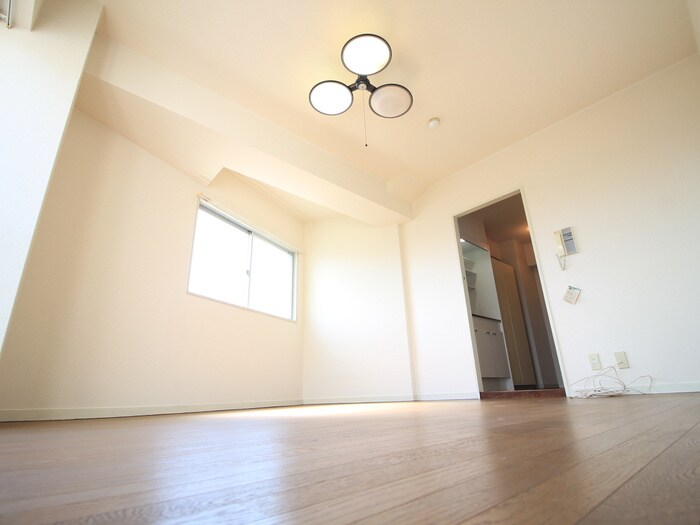 物件内観写真16　(居室)