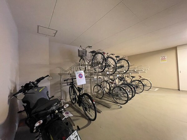 駐輪場