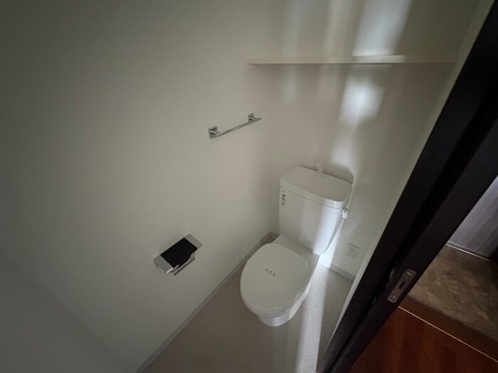 物件内観写真12　(トイレ)