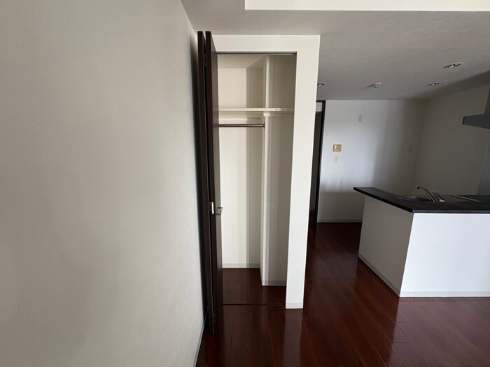 物件内観写真16　(収納)