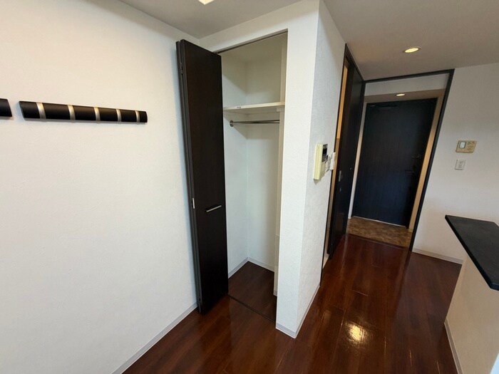 物件内観写真18　(収納)