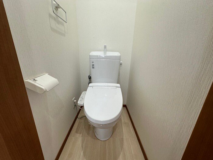 物件内観写真11　(トイレ)