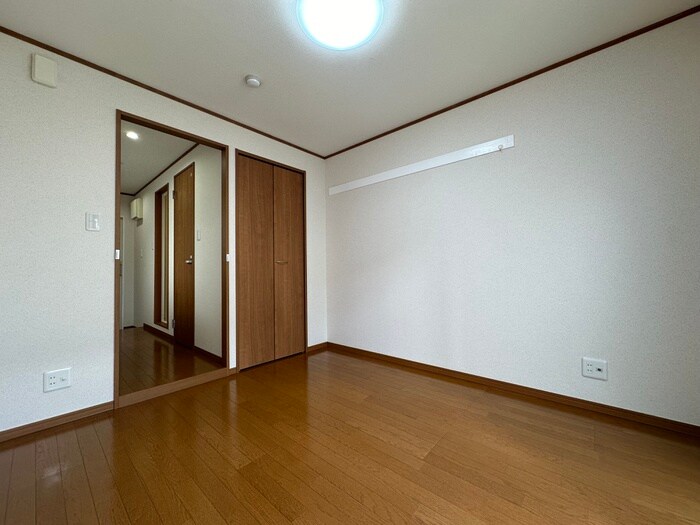 物件内観写真13　(居室)