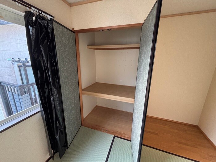 物件内観写真9　(居室)