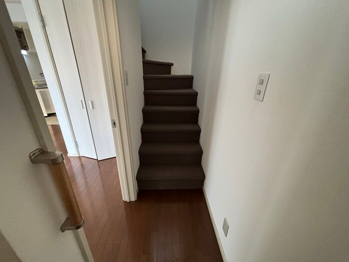 物件内観写真19　(廊下)