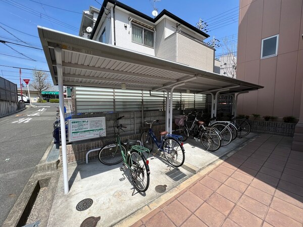 駐輪場