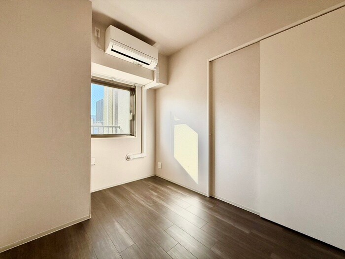 物件内観写真10　(居室)