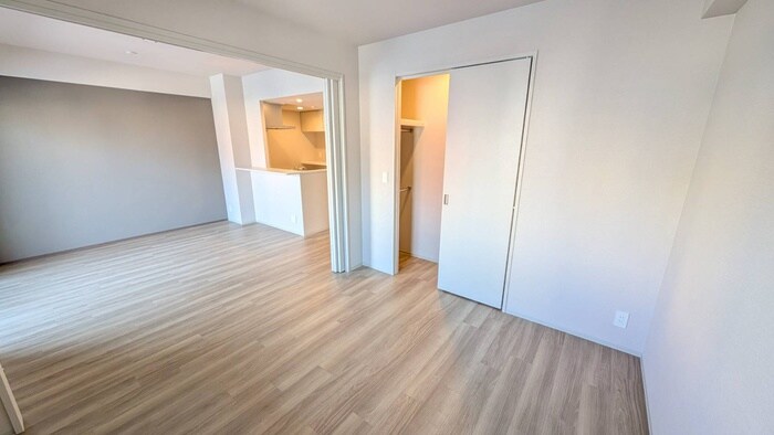 物件内観写真16　(居室)