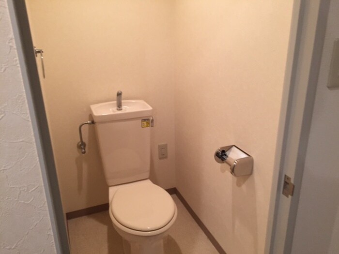 物件内観写真12　(トイレ)