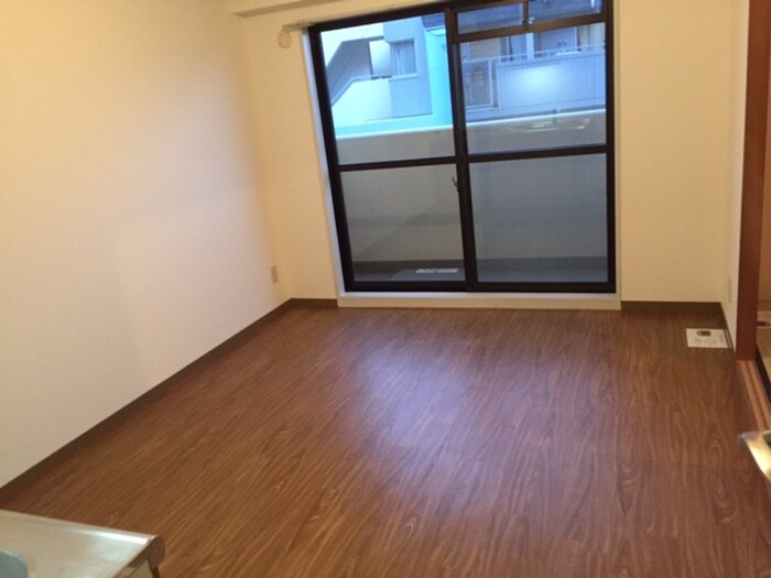 物件内観写真18　(居室)