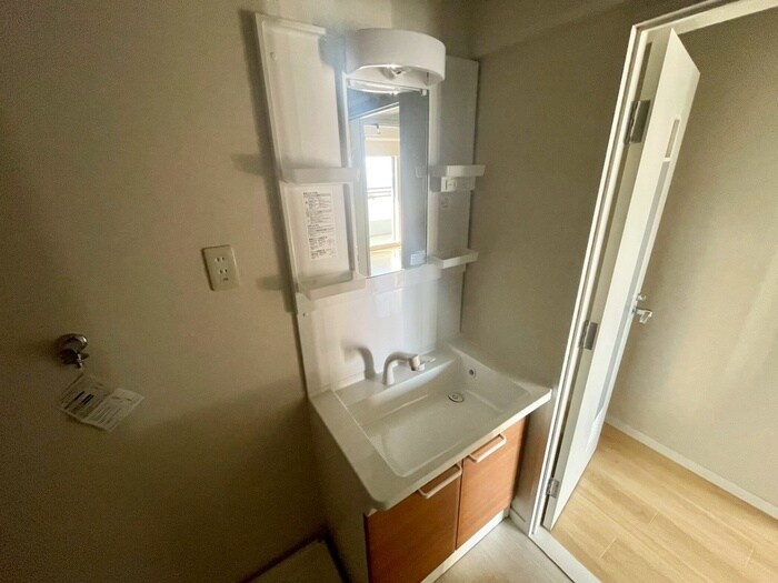 物件内観写真13　(洗面)