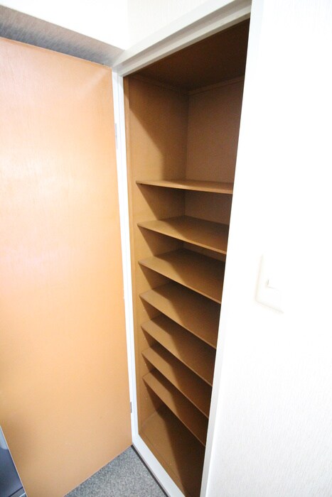 物件内観写真14　(靴箱)