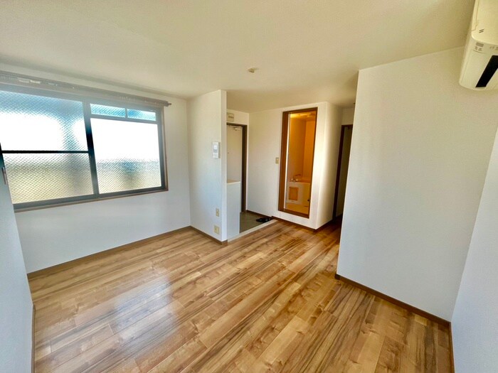 物件内観写真5　(居室)