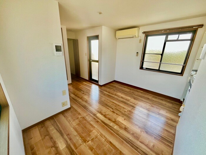 物件内観写真6　(居室)