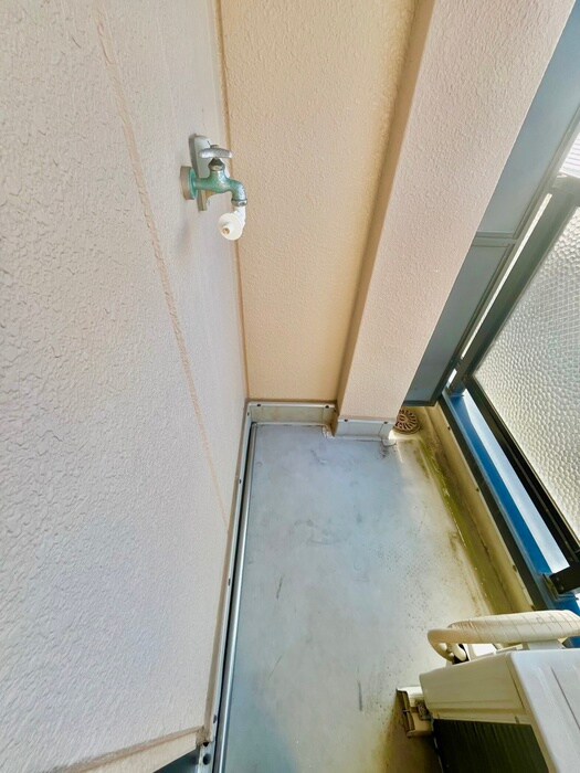 物件内観写真12　(洗濯機置場)