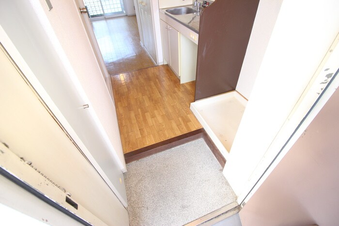 物件内観写真19　(玄関)