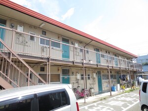 忍ケ丘ハイツ外観写真