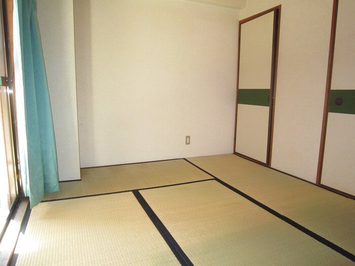 物件内観写真14　(居室)