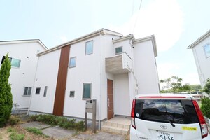 箕面市彩都粟生南戸建外観写真