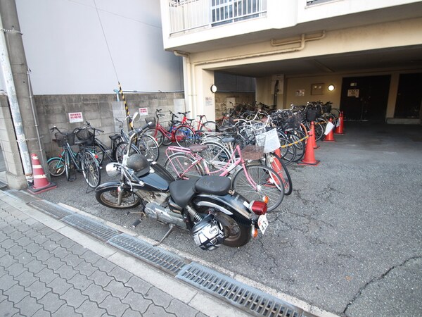 駐輪場