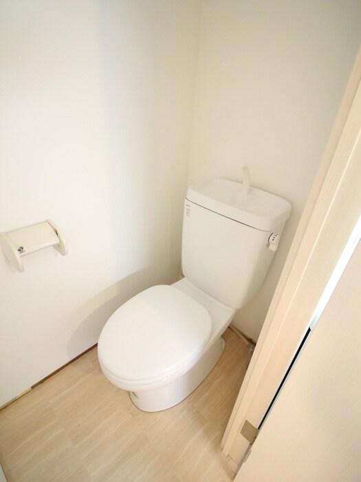 物件内観写真13　(トイレ)